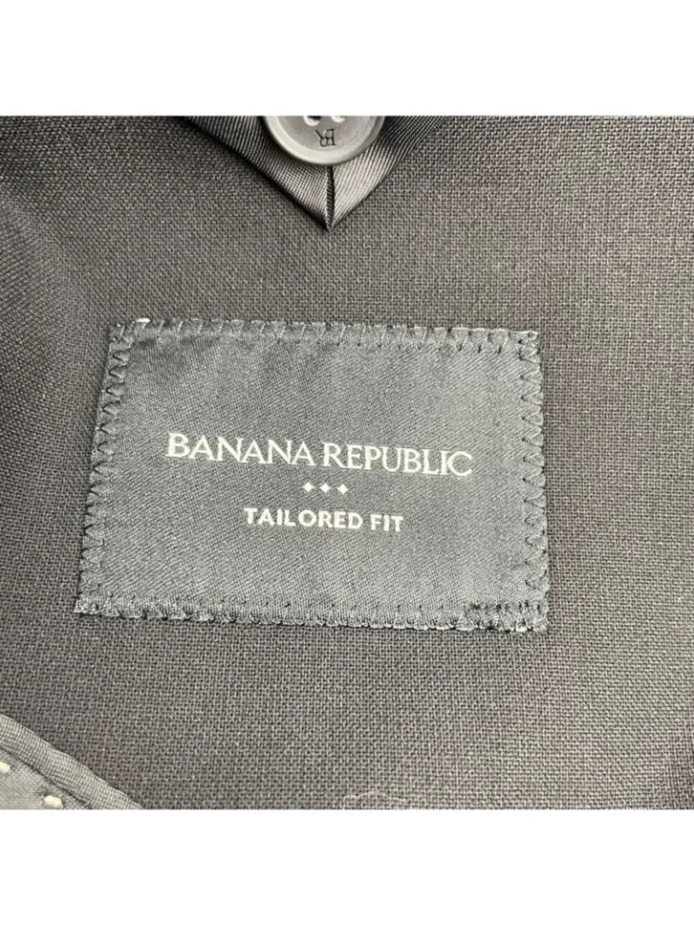 NEW Banana Republic Men’s Performance Tailored Fit 2-Button Blazer Black • 36R